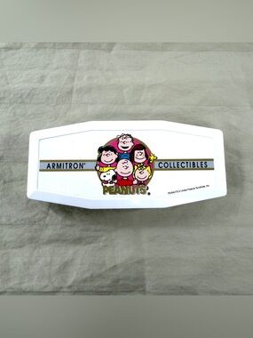 Vintage Peanuts Snoopy Armitron Collectibles White Watch Case No Watch